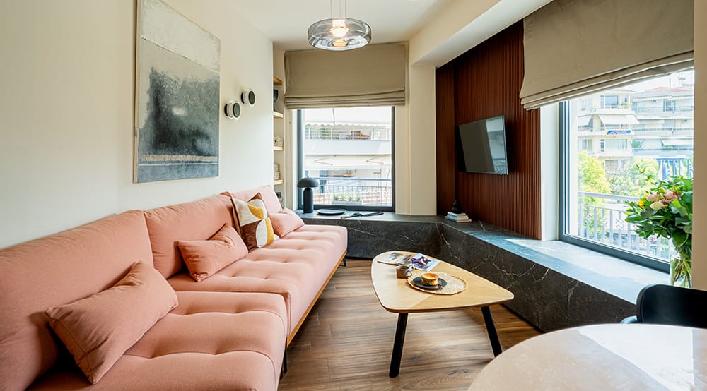 Platea Lux όψη σαλονιού με θέα